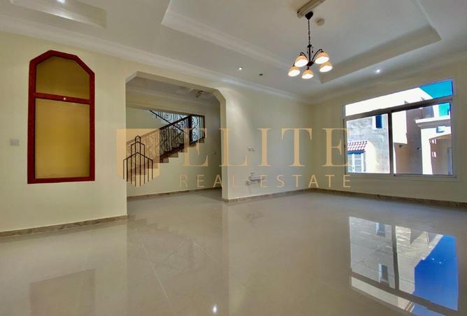 1011680 - Property Image 2