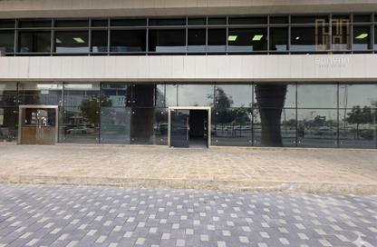 Retail - Studio - 2 Bathrooms for rent in Marina Tower 23 - Marina District - Lusail