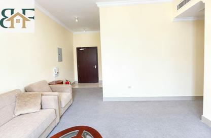 Apartment - 1 - 1 for rent in Umm Ghwailina Comm - Umm Ghuwalina - Umm Ghuwailina - Doha