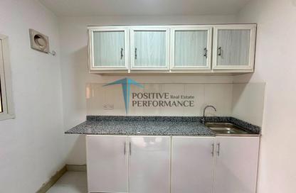 Apartment - 1 Bedroom - 1 Bathroom for rent in Mamoura 18 - Al Maamoura - Doha