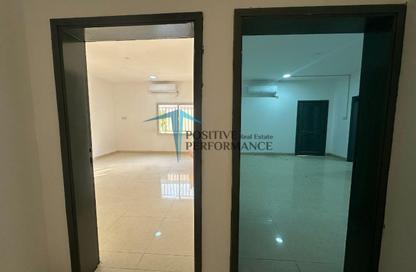 Apartment - 1 Bedroom - 1 Bathroom for rent in Mamoura 18 - Al Maamoura - Doha