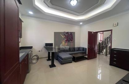 Apartment - 2 Bedrooms - 2 Bathrooms for rent in Al Kheesa - Al Kheesa - Umm Salal Mohammed
