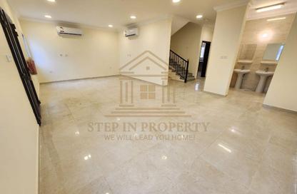 Villa - 6 Bedrooms - 6 Bathrooms for rent in Al Kheesa - Al Kheesa - Umm Salal Mohammed