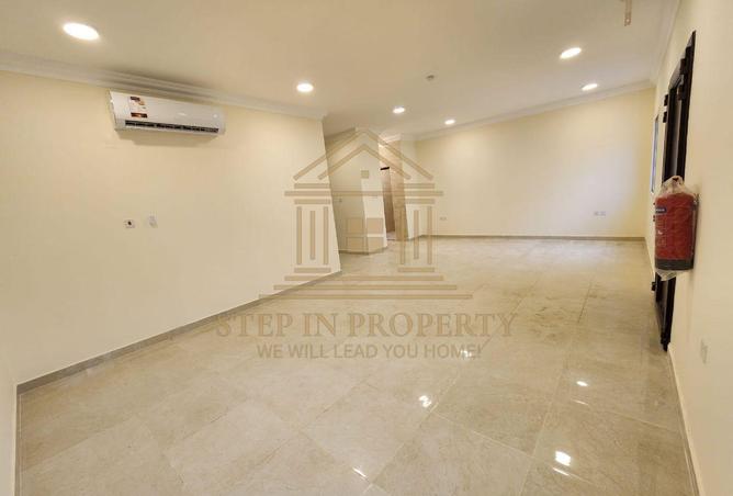 54348243 - صورة العقار 2