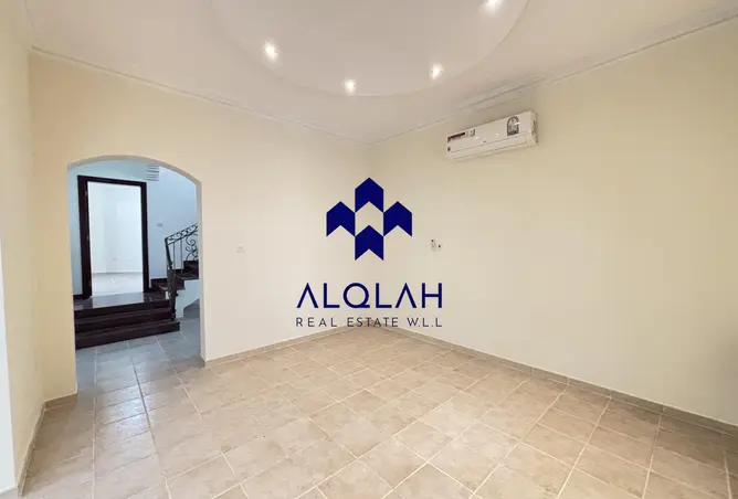 60833892 - Property Image 2