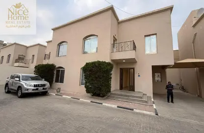 فيلا - 4 غرف نوم - 4 حمامات للايجار في مدينة خليفة - الدوحة