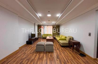 Apartment - 1 - 2 for sale in Tower 19 - Porto Arabia - The Pearl Island - Doha