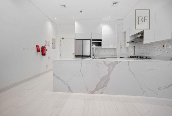 53237168 - صورة العقار 3