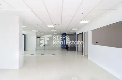 Office Space - Studio - 1 Bathroom for rent in Umm Ghwailina Comm - Umm Ghuwalina - Umm Ghuwailina - Doha