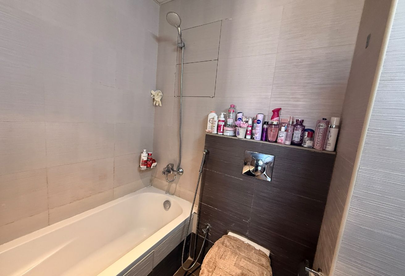 Fully Upgraded 1BR | 88 SQM | 7.1% ROI | Lusail Qa thumbnail 10