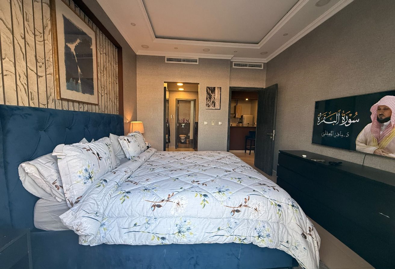 Fully Upgraded 1BR | 88 SQM | 7.1% ROI | Lusail Qa thumbnail 7