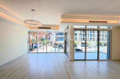 Apartment - 3 Bedrooms - 4 Bathrooms for rent in Crystal Residence - Gewan Island - The Pearl Island - Doha Apartment - 3 Bedrooms - 4 Bathrooms for rent in Crystal Residence - Gewan Island - The Pearl Island - Doha