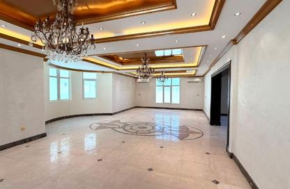 Villa - 6 Bedrooms - 6 Bathrooms for rent in Legtaifiya Lagoon - West Bay - Doha Villa - 6 Bedrooms - 6 Bathrooms for rent in Legtaifiya Lagoon - West Bay - Doha