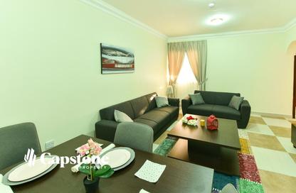 Apartment - 2 Bedrooms - 2 Bathrooms for rent in Bin Omran 28 - Fereej Bin Omran - Doha