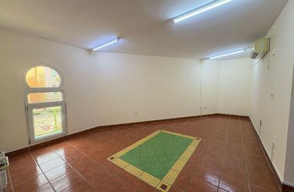 Apartment - 1 Bedroom - 2 Bathrooms for rent in Old Airport Road - Old Airport Road - Doha