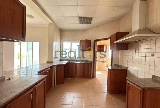 62861568 - Property Image 3