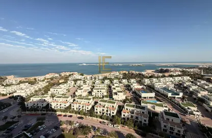 Apartment - 2 Bedrooms - 4 Bathrooms for rent in Floresta Gardens - Floresta Gardens - The Pearl Island - Doha