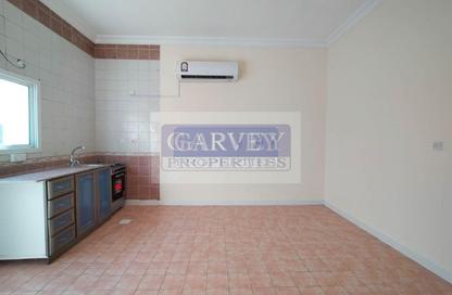 Apartment - Studio - 1 for rent in Al Wajba Street - Lejbailat - Doha Apartment - Studio - 1 for rent in Al Wajba Street - Lejbailat - Doha