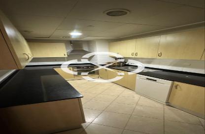 Apartment - 1 Bedroom - 2 Bathrooms for rent in East Porto Drive - Porto Arabia - The Pearl Island - Doha