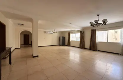 شقة - 3 غرف نوم - 3 حمامات للايجار في المنصورة - المنصورة - الدوحة