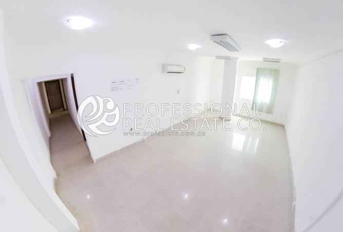 973720 - صورة العقار 2