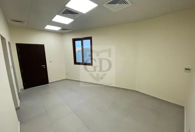 63700220 - Property Image 2