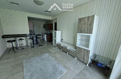 Apartment - 2 Bedrooms - 2 Bathrooms for rent in Zig Zag Tower B - Zig Zag Towers - West Bay - Doha