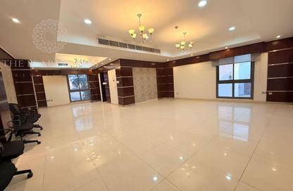 Whole Building - Studio - 2 Bathrooms for rent in Qatar finance House - C-Ring Road - Al Sadd - Doha