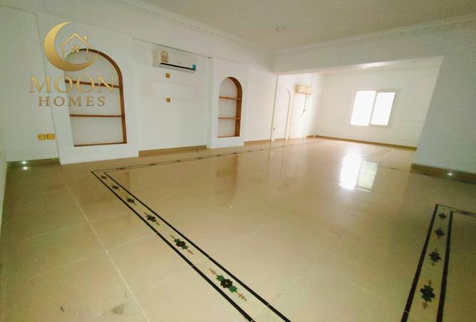 1019860 - Property Image 2