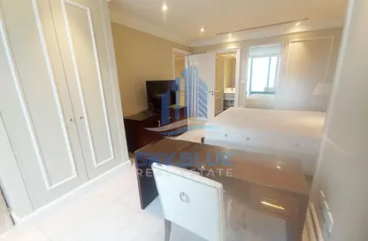 Apartment - 1 Bedroom - 1 Bathroom for rent in West Bay Tower - West Bay - West Bay - Doha