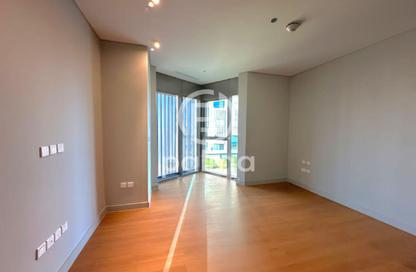 Apartment - 1 Bedroom - 2 Bathrooms for sale in Seef Lusail Tower 1 - Seef Lusail - Lusail City - Lusail