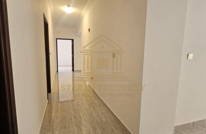 Apartment - 2 Bedrooms - 3 Bathrooms for rent in Anas Street - Fereej Bin Mahmoud North - Fereej Bin Mahmoud - Doha