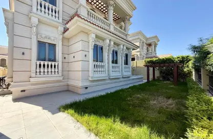 Villa - 5 Bedrooms - 6 Bathrooms for sale in Giardino Gardens - Giardino Villas - The Pearl Island - Doha