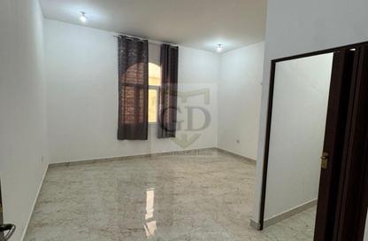 Apartment - Studio - 1 Bathroom for rent in Al Markhiya - Doha