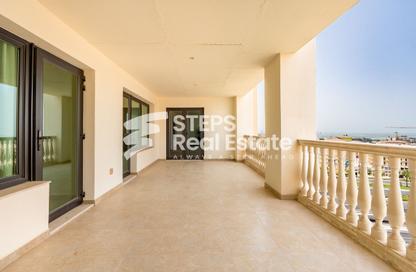 Apartment - 2 Bedrooms - 3 Bathrooms for rent in West Porto Drive - Porto Arabia - The Pearl Island - Doha