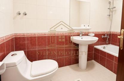 Apartment - 5 - 5 for rent in Wadi Al Markh - Muraikh - AlMuraikh - Doha