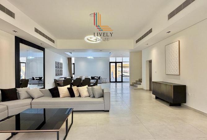 52271777 - Property Image 2