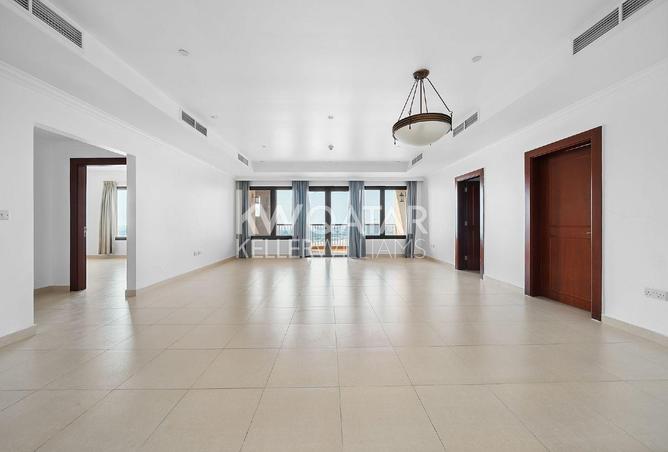 979008 - Property Main Image