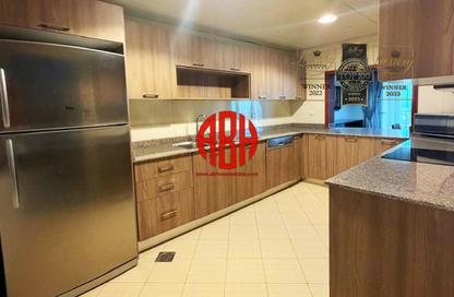 Apartment - 2 Bedrooms - 3 Bathrooms for rent in Marina Gate - Porto Arabia - The Pearl Island - Doha