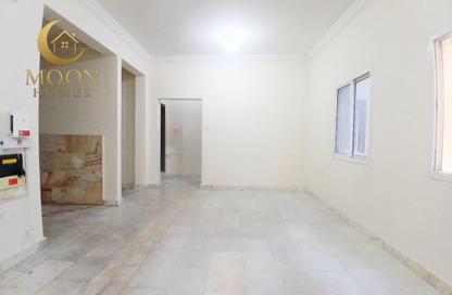 Apartment - 1 Bedroom - 1 Bathroom for rent in Umm Ghuwailina 4 - Umm Ghuwailina - Doha