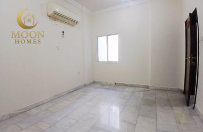Apartment - 1 Bedroom - 1 Bathroom for rent in Umm Ghuwailina 4 - Umm Ghuwailina - Doha Apartment - 1 Bedroom - 1 Bathroom for rent in Umm Ghuwailina 4 - Umm Ghuwailina - Doha