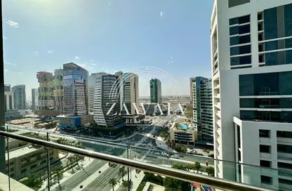 Apartment - 1 Bedroom - 2 Bathrooms for rent in Lusail Marina Heights - Marina District - Lusail