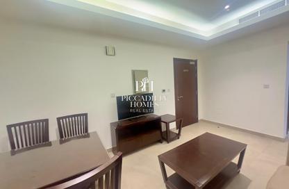 Apartment - 2 Bedrooms - 2 Bathrooms for rent in Hakeem Bin Hazam Street - Mughalina - Doha