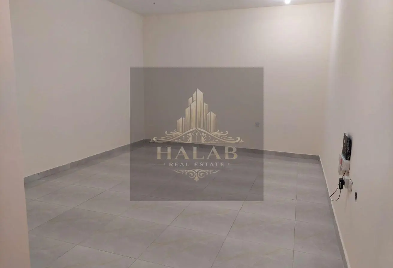 1004348 - Property Main Image