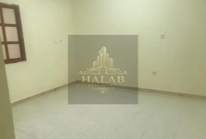 1004348 - Property Image 3