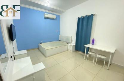 Villa - Studio - 1 for rent in OqbaBin Nafie Steet - Old Airport Road - Doha