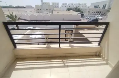 فيلا - 5 غرف نوم - 6 حمامات للايجار في شارع المرخية - المرخية - الدوحة