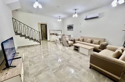 مجمع سكني - 5 غرف نوم - 4 حمامات للبيع في الوكير - الوكير - الوكرة