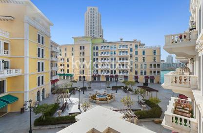Apartment - 3 Bedrooms - 4 Bathrooms for sale in Mercato - Qanat Quartier - The Pearl Island - Doha