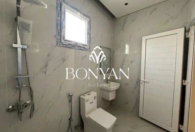 63809825 - Property Image 3